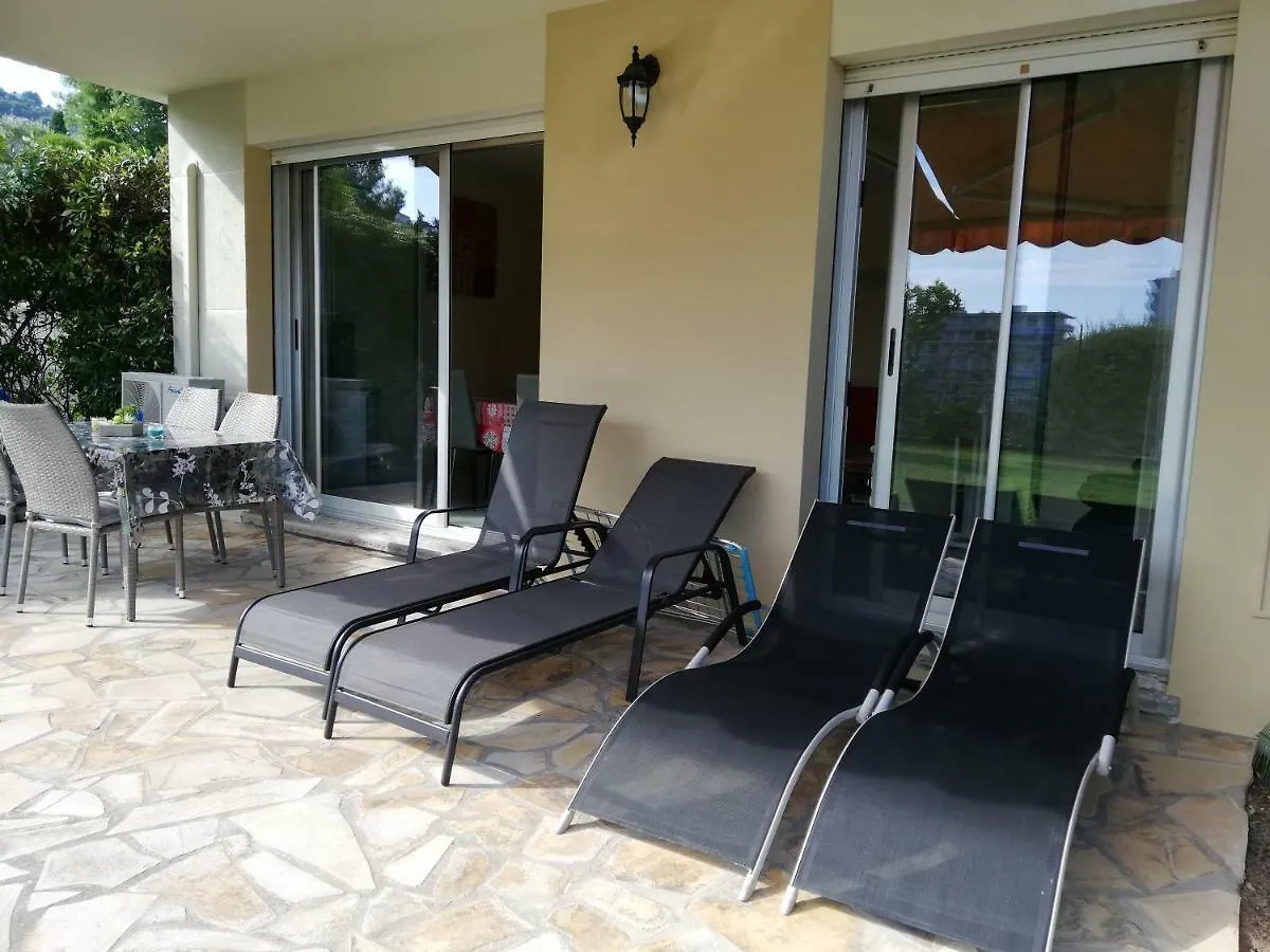 Appartement Le Belvedere Roquebrune-Cap-Martin 0*,  France